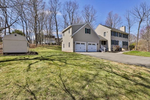 54 Kenoza St, Haverhill, MA 01830