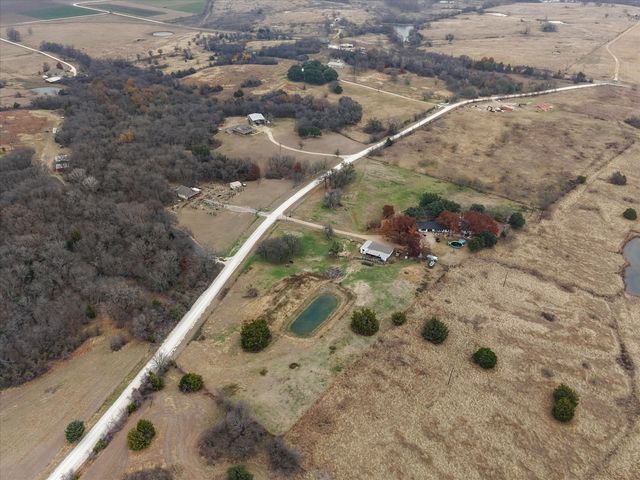 9926 NW County Road 1390, Blooming Grove, TX 76626