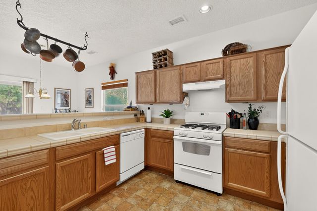 9535 Akutan Court NW, Albuquerque, NM 87120