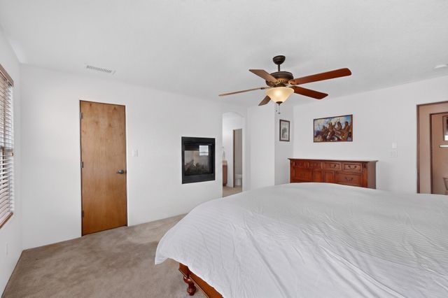 9535 Akutan Court NW, Albuquerque, NM 87120
