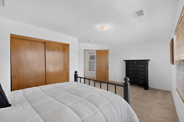 9535 Akutan Court NW, Albuquerque, NM 87120
