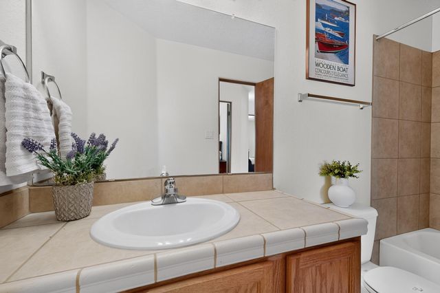 9535 Akutan Court NW, Albuquerque, NM 87120