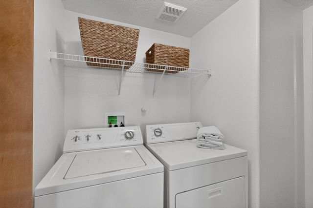 9535 Akutan Court NW, Albuquerque, NM 87120