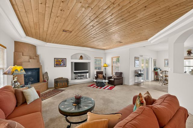 9535 Akutan Court NW, Albuquerque, NM 87120