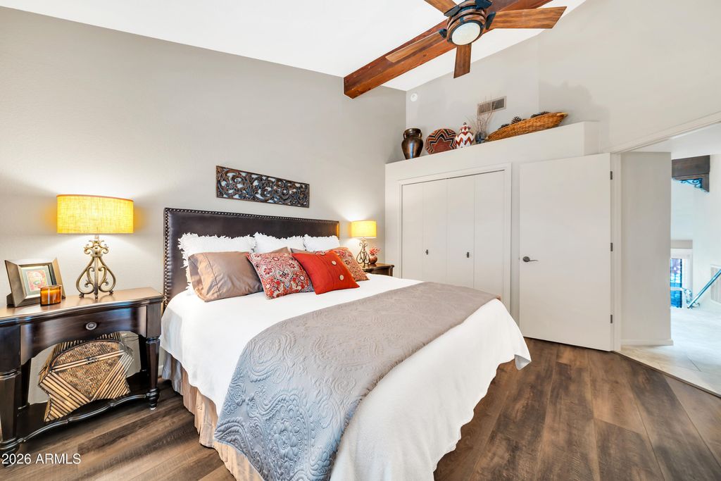 Image 33 of property listing at 25609 N FOREST Road N 3, Rio Verde, AZ 85263