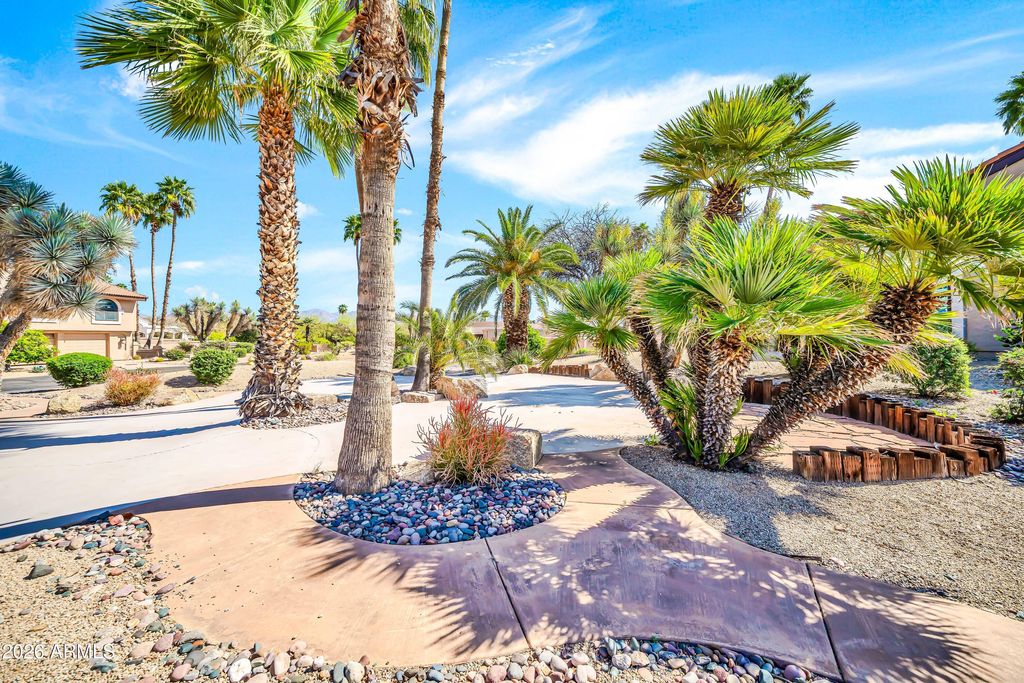 Image 43 of property listing at 25609 N FOREST Road N 3, Rio Verde, AZ 85263