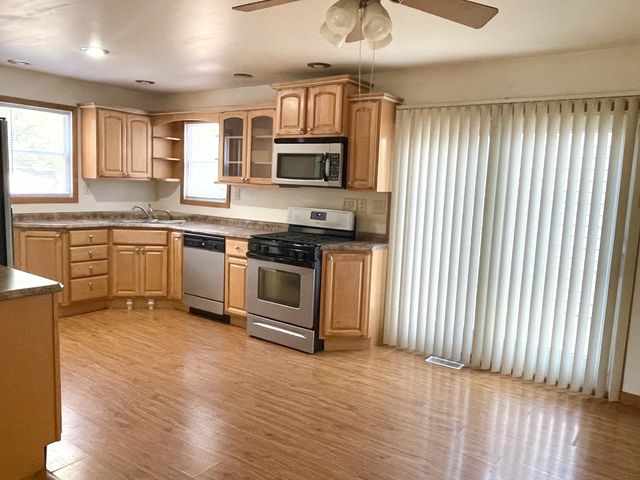 1668 Chartres Street, Lasalle, IL 61301