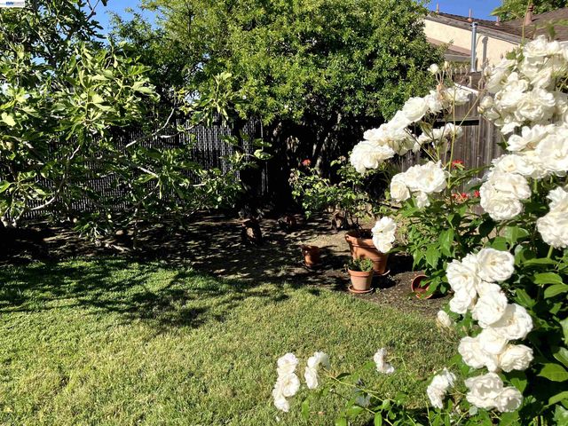 1066 Maple Ave, Vallejo, CA 94591
