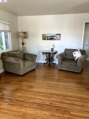 1066 Maple Ave, Vallejo, CA 94591