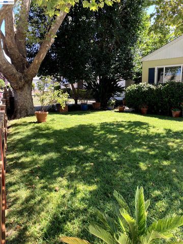 1066 Maple Ave, Vallejo, CA 94591