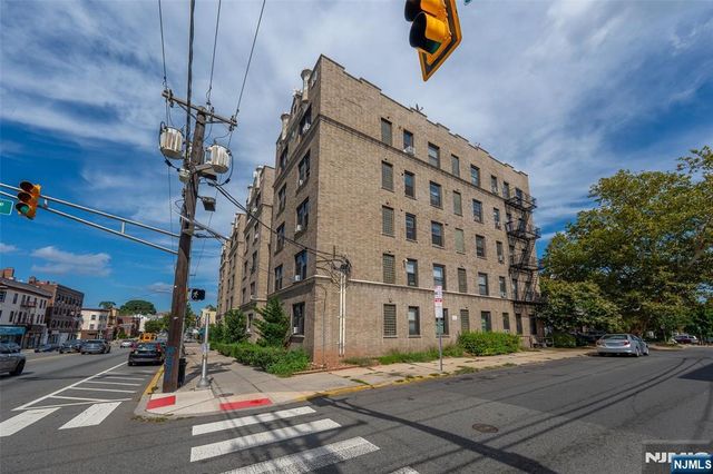 2700 John F Kennedy Boulevard 102, Jersey City, NJ 07306