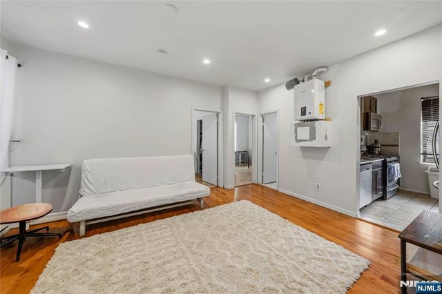 2700 John F Kennedy Boulevard 102, Jersey City, NJ 07306
