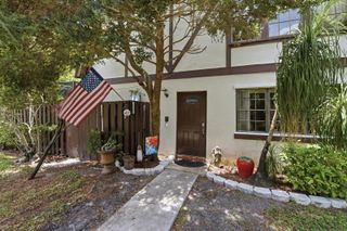 126 WEYBRIDGE Circle B, Royal Palm Beach, FL 33411