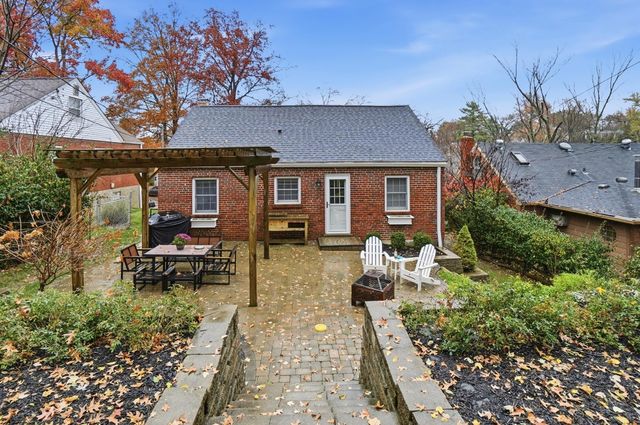 55 Burdsall Avenue, Fort Mitchell, KY 41017