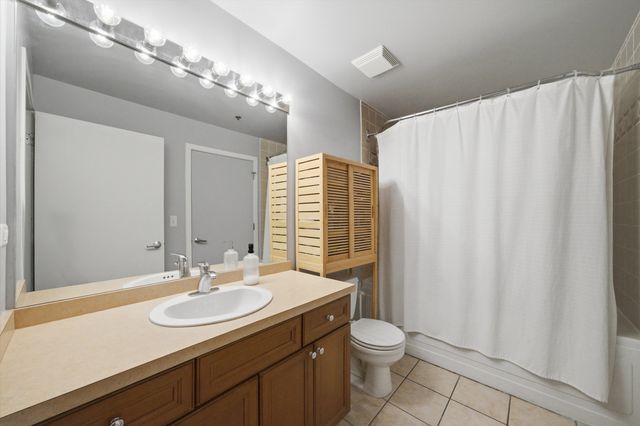 1525 S Sangamon Street 311, Chicago, IL 60608