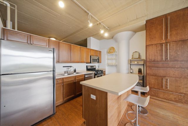 1525 S Sangamon Street 311, Chicago, IL 60608