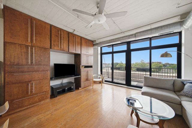1525 S Sangamon Street 311, Chicago, IL 60608