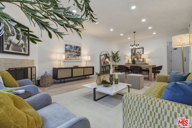 4707 Willis Avenue 206, Sherman Oaks, CA 91403