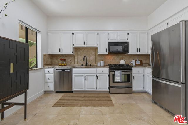 4707 Willis Avenue 206, Sherman Oaks, CA 91403