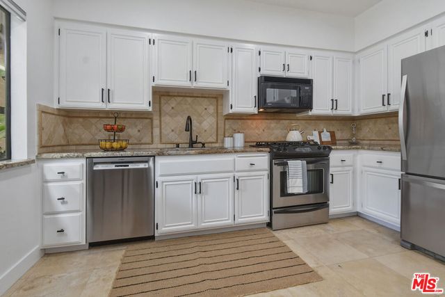 4707 Willis Avenue 206, Sherman Oaks, CA 91403