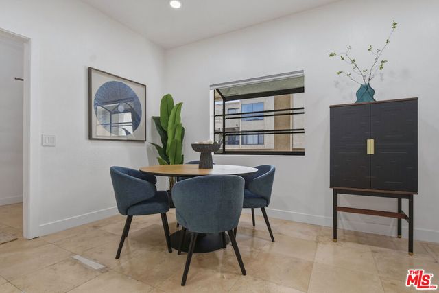 4707 Willis Avenue 206, Sherman Oaks, CA 91403