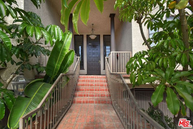 4707 Willis Avenue 206, Sherman Oaks, CA 91403
