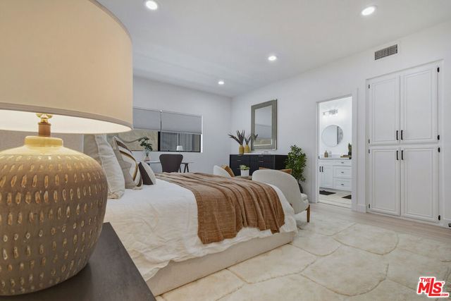 4707 Willis Avenue 206, Sherman Oaks, CA 91403