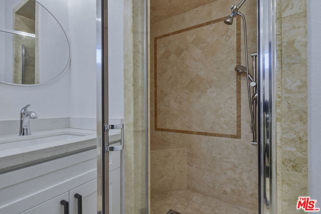 4707 Willis Avenue 206, Sherman Oaks, CA 91403