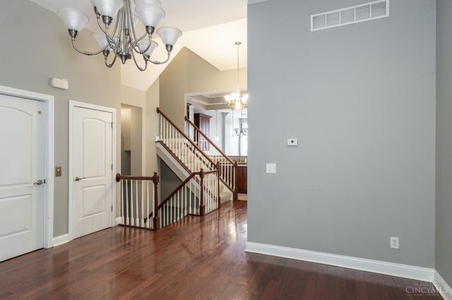 1238 Elsinore Avenue, Cincinnati, OH 45202