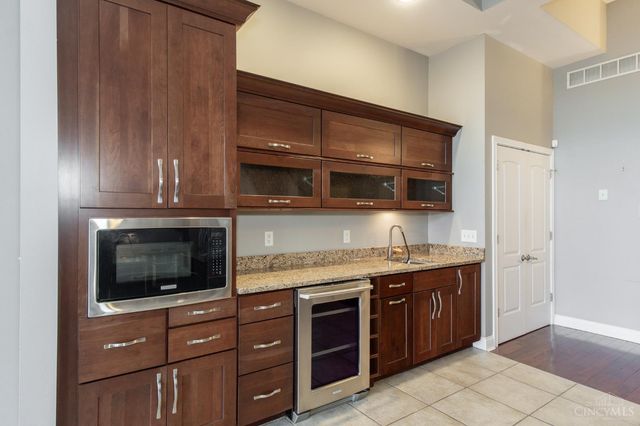 1238 Elsinore Avenue, Cincinnati, OH 45202