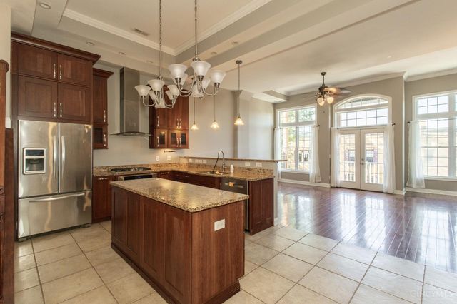 1238 Elsinore Avenue, Cincinnati, OH 45202