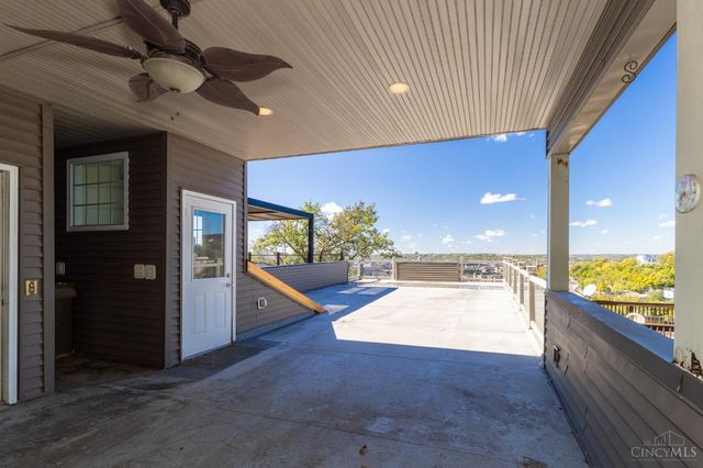 1238 Elsinore Avenue, Cincinnati, OH 45202