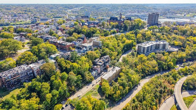 1238 Elsinore Avenue, Cincinnati, OH 45202