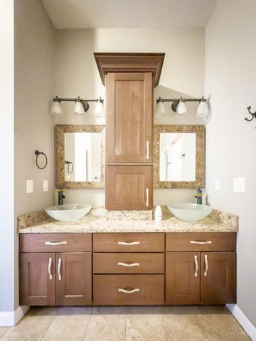 1238 Elsinore Avenue, Cincinnati, OH 45202