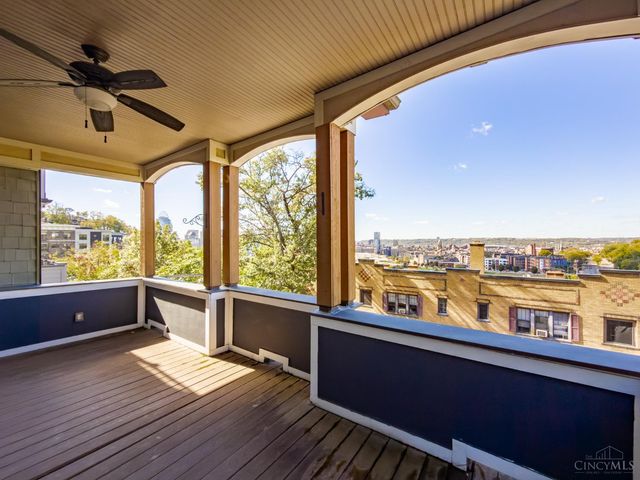 1238 Elsinore Avenue, Cincinnati, OH 45202