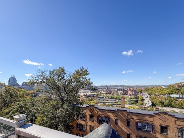 1238 Elsinore Avenue, Cincinnati, OH 45202