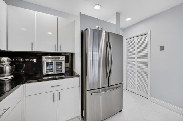 8210 SW 96th Court, Miami, FL 33173