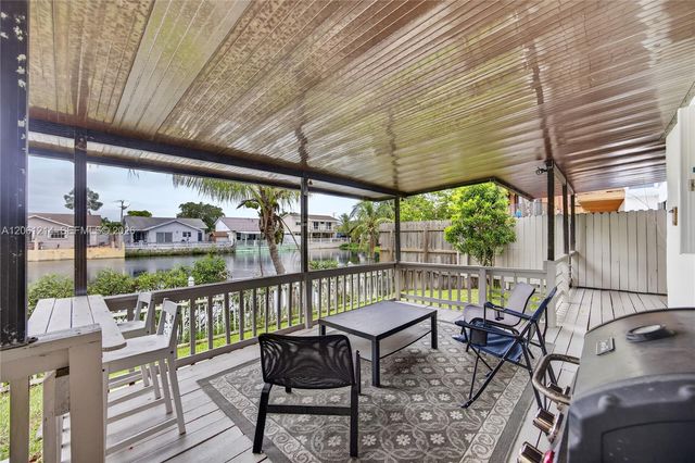 8210 SW 96th Court, Miami, FL 33173