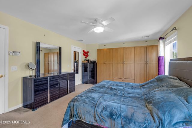 14 Evan Avenue, East Windsor, NJ 08520