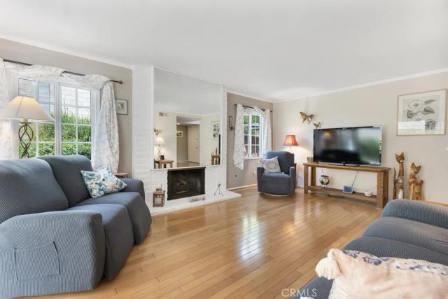 32 W Bonita, Simi Valley, CA 93065