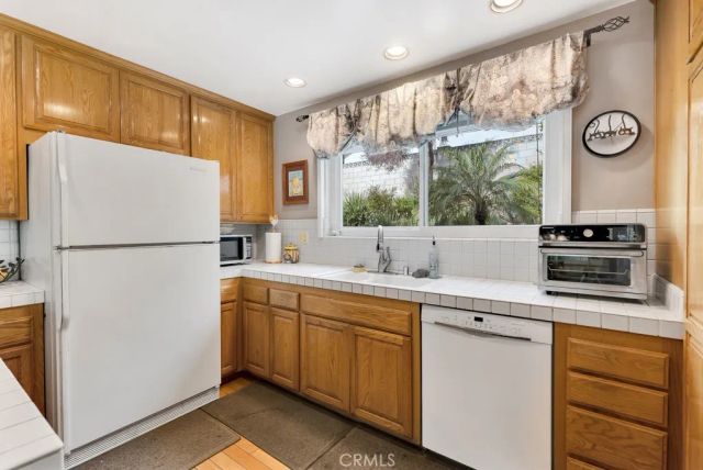 32 W Bonita, Simi Valley, CA 93065