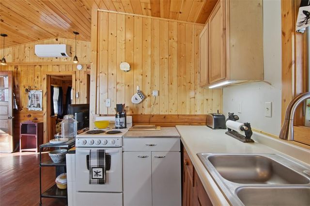 12812N County Hwy T, Hayward, WI 54843