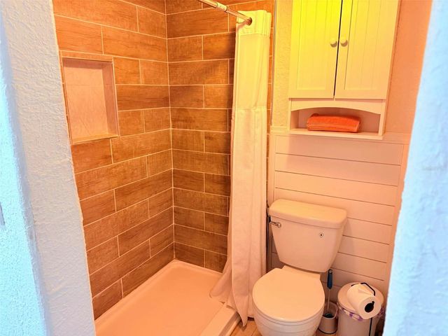 3735 42ND WAY S E, St Petersburg, FL 33711