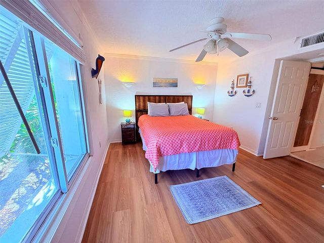 3735 42ND WAY S E, St Petersburg, FL 33711