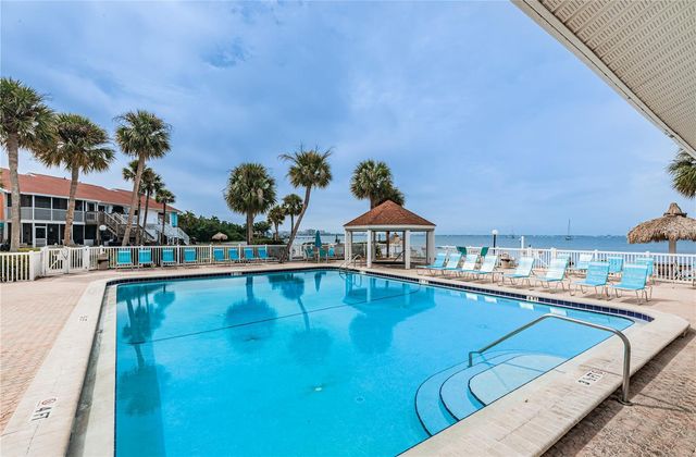 3735 42ND WAY S E, St Petersburg, FL 33711