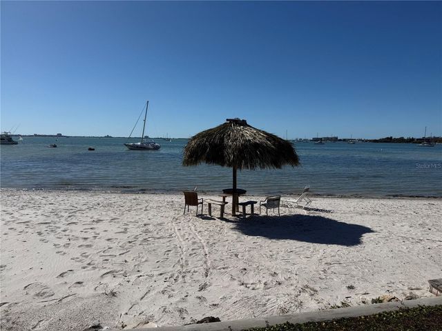 3735 42ND WAY S E, St Petersburg, FL 33711