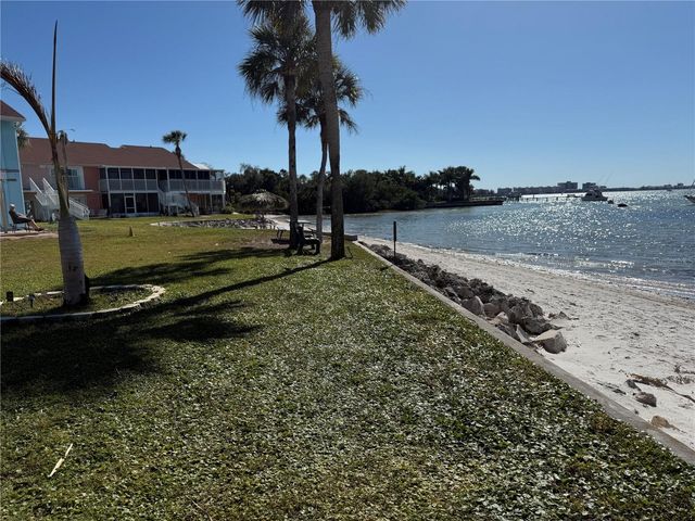 3735 42ND WAY S E, St Petersburg, FL 33711