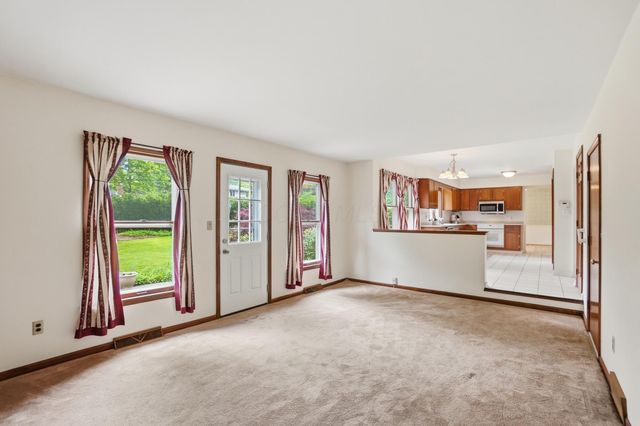 6011 Sedgwick Road, Columbus, OH 43235