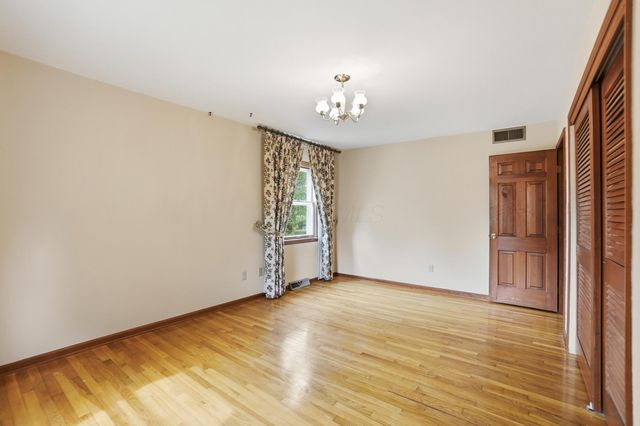 6011 Sedgwick Road, Columbus, OH 43235