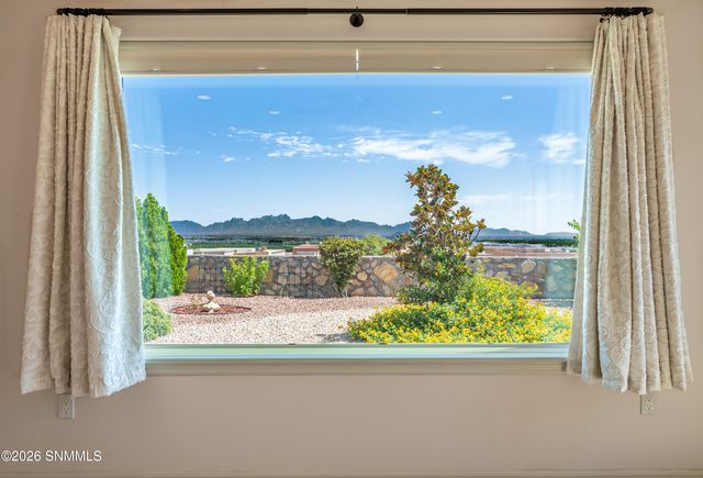 1150 Puerta De Picacho, Las Cruces, NM 88007